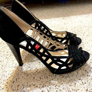 Strapy dressy shoes